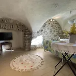Apartment Il Mulino - Vlo207 By Interhome Pantasina