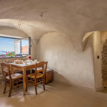 Appartement Il Mulino - Vlo207 By Interhome Pantasina